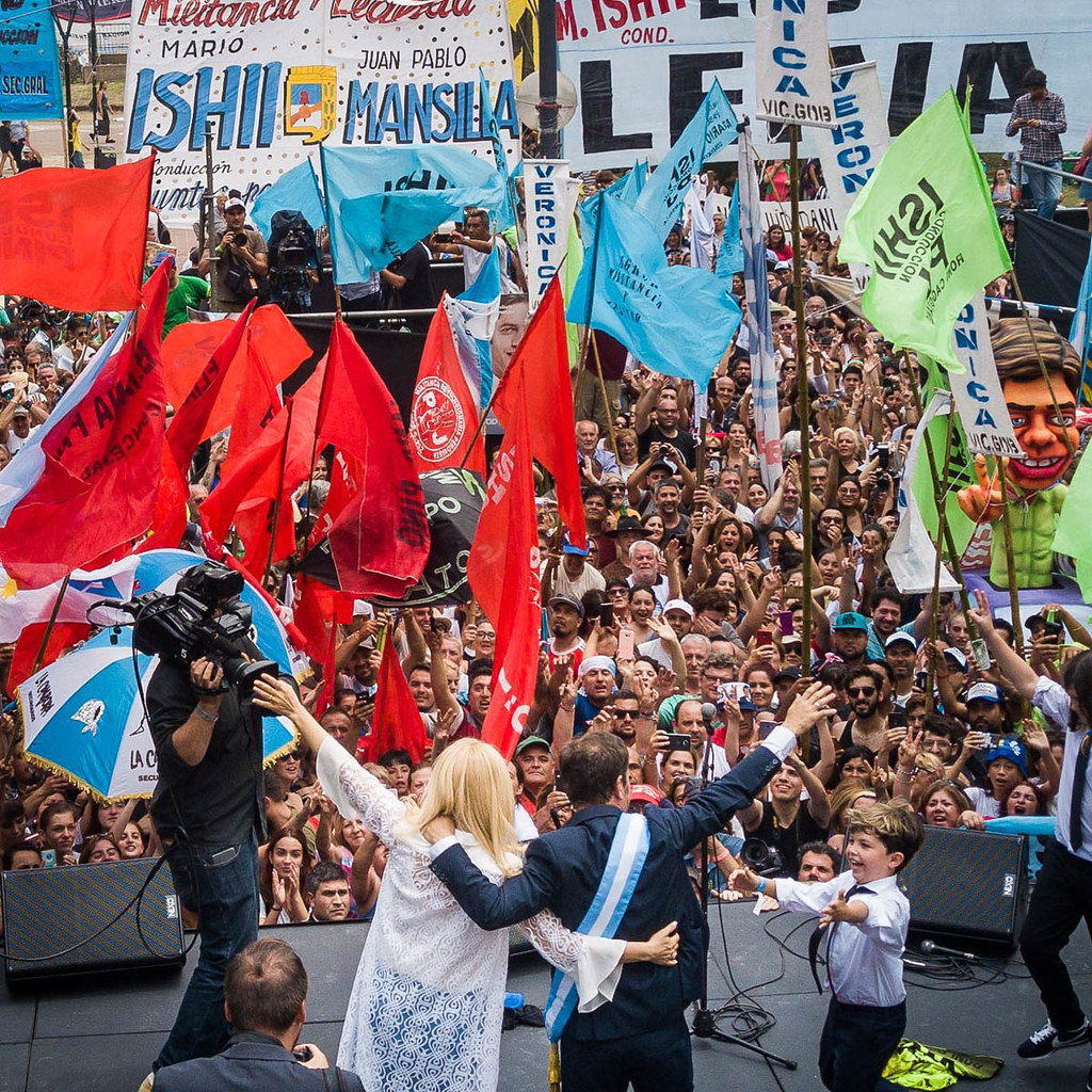 Estanislao Santos fotógrafo | Registro fotográfico: Kicillof y acto público en Buenos Aires, Argentina