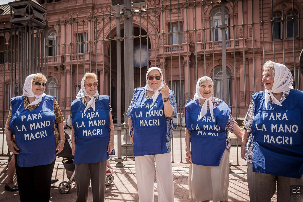 Estanislao Santos fotógrafo | Registro fotográfico: Memoria en la calle en Buenos Aires, Argentina