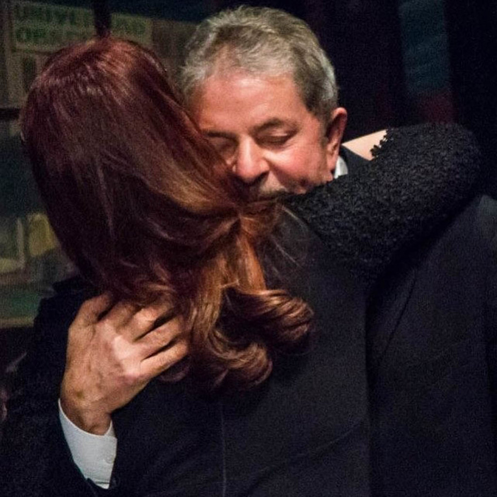 Estanislao Santos fotógrafo | Registro fotográfico: Lula Da Silva frente a la multitud en Brasil