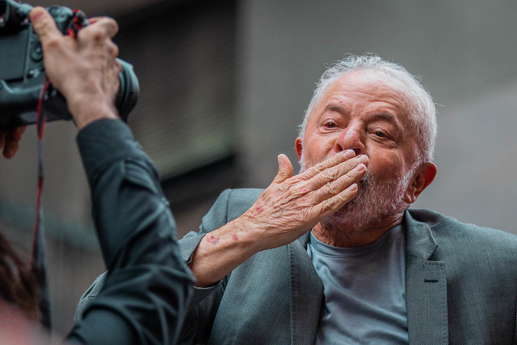 Estanislao Santos fotógrafo | Registro fotográfico: Lula Da Silva frente a la multitud en Brasil